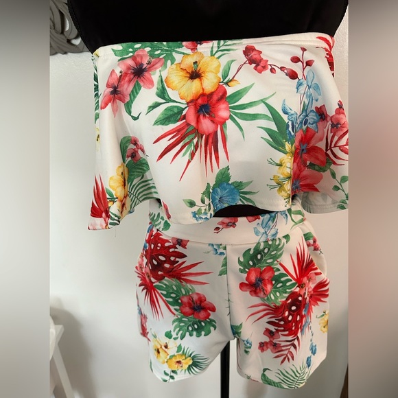 Two Piece Floral Set - Picture 5 of 5